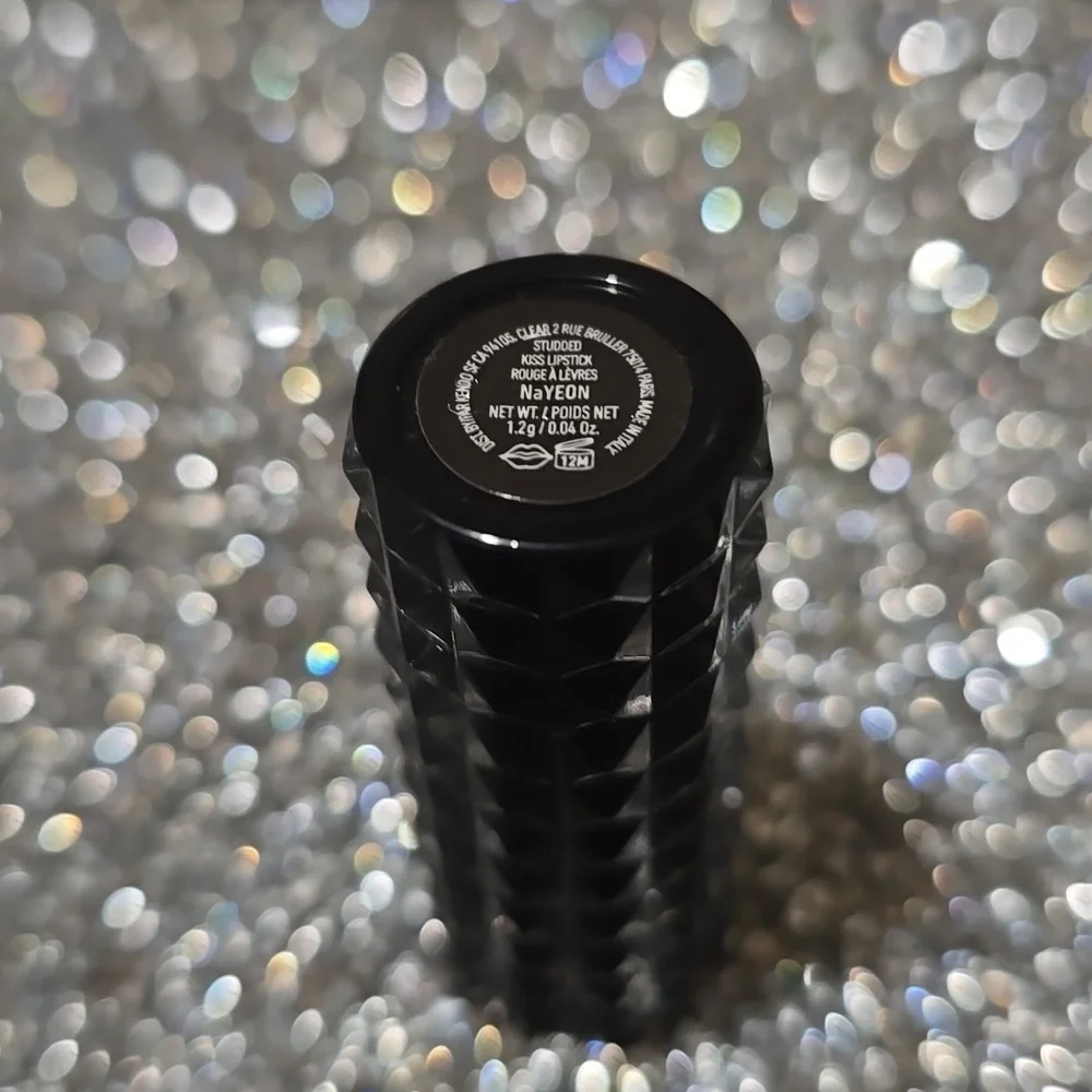 🧚‍♀️NAYEON Kat Von D MINI DISCONTINUED Studded Kiss Lipstick NWOBox